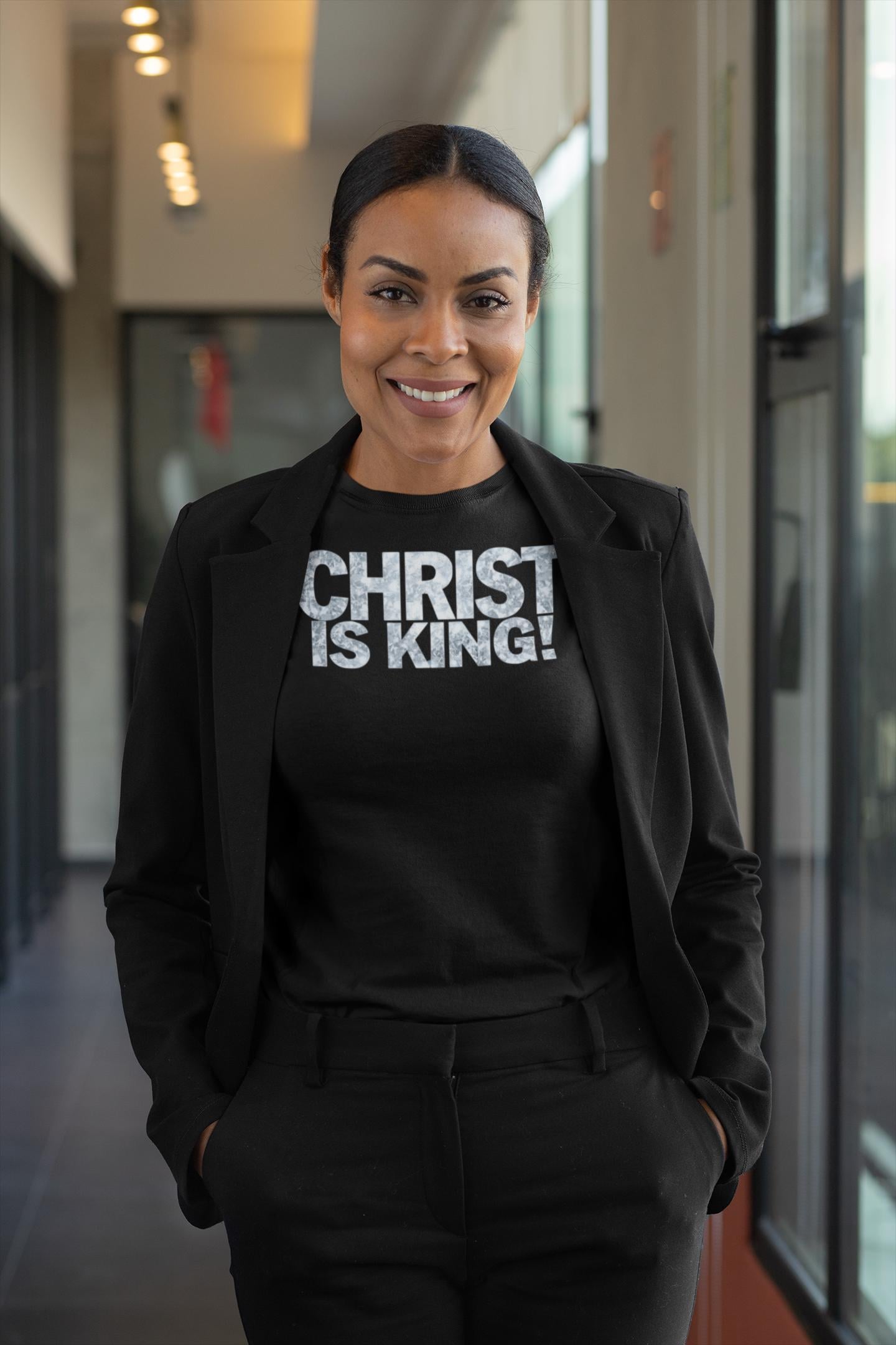 Christ Is King - Unisex Tee